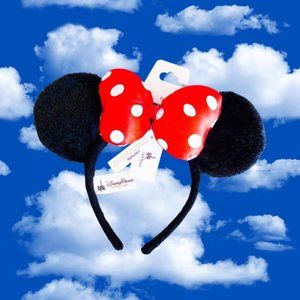 Disney Minnie Mouse ears from Disneyland in California